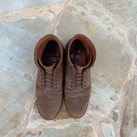 Parkhurst The Niagara in C.F. Stead Wheatbuck Waxy Commander Suede