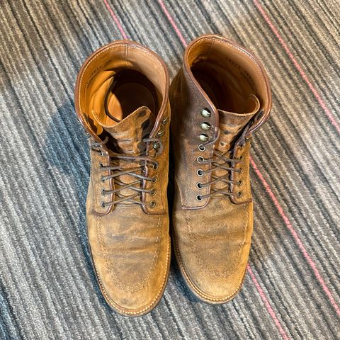 Parkhurst The Niagara in C.F. Stead Wheatbuck Waxy Commander Suede