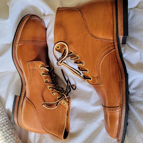 Viberg Service Boot in Horween Chestnut Essex