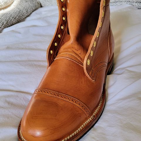 Viberg Service Boot in Horween Chestnut Essex