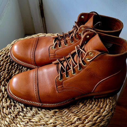 Viberg Service Boot in Horween Chestnut Essex