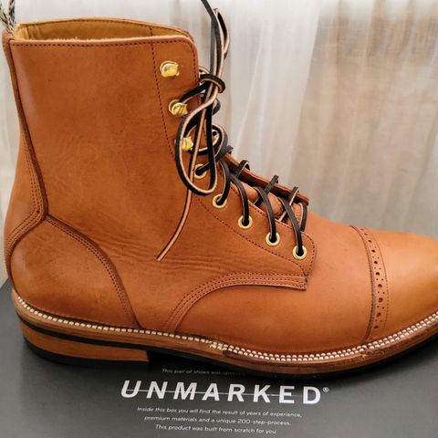 View photo of Unmarked DB Hunter in Horween English Tan Essex