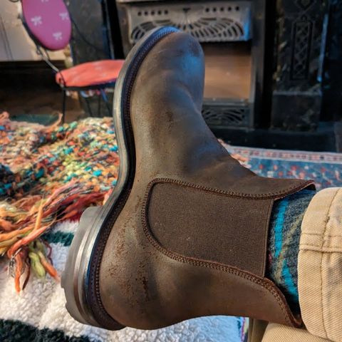 Viberg Chelsea in C.F. Stead Snuff Waxy Commander Suede