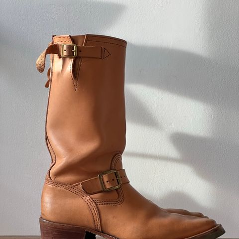 Wesco Boss Engineer Boot in Horween Natural Essex