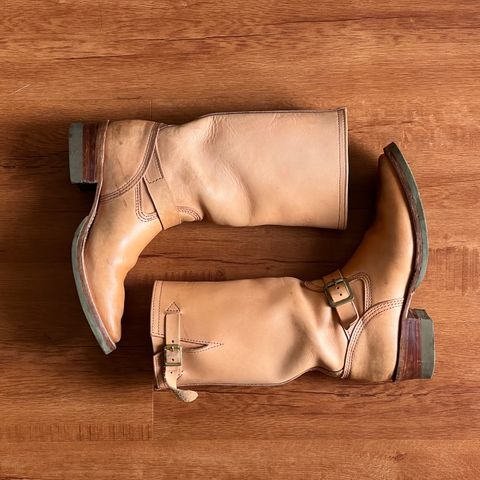 Wesco Boss Engineer Boot in Horween Natural Essex