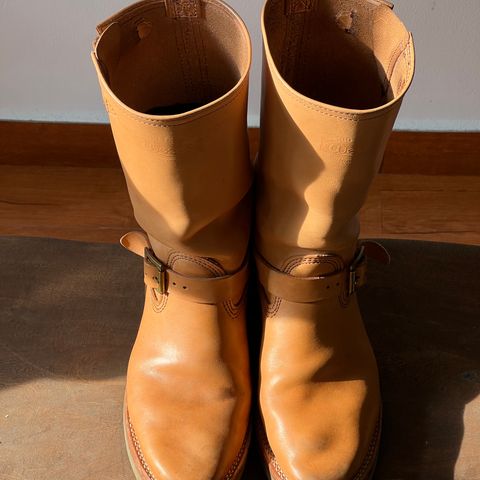 Wesco Boss Engineer Boot in Horween Natural Essex