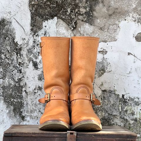 Wesco Boss Engineer Boot in Horween Natural Essex