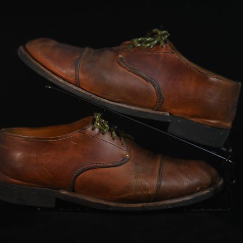 View photo of Hook & Punch Derby Shoe in Conceria MPG Aragona English Tan