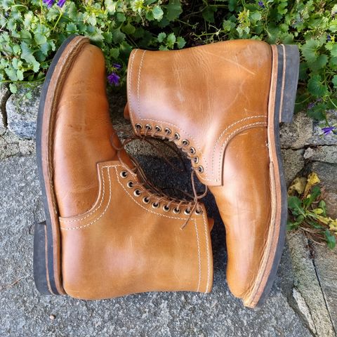 DIY Unlisted Model in Lonsdale Heritage Series British Tan