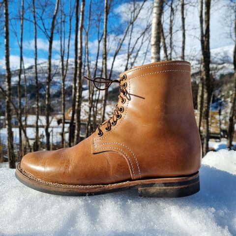 DIY Unlisted Model in Lonsdale Heritage Series British Tan