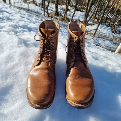 DIY Unlisted Model in Lonsdale Heritage Series British Tan