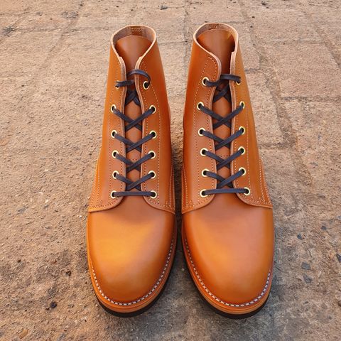 Jack & White Brothers Letterman ZERO in Light Brown Oil Wax Steerhide