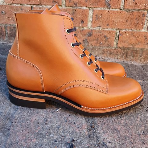Jack & White Brothers Letterman ZERO in Light Brown Oil Wax Steerhide