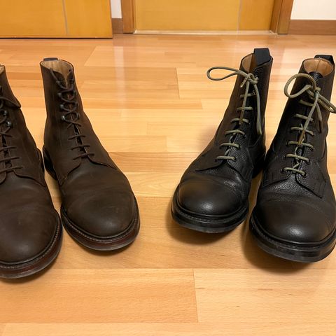 Tricker's Grassmere Country Boot in Black Scotch Grain