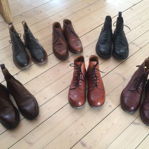 Tricker's Stow Country Boot in Black Olivvia Deerskin