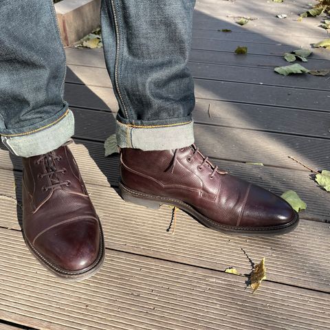 View photo of Edward Green Connemara in Tanneries Haas Dark Brown Utah