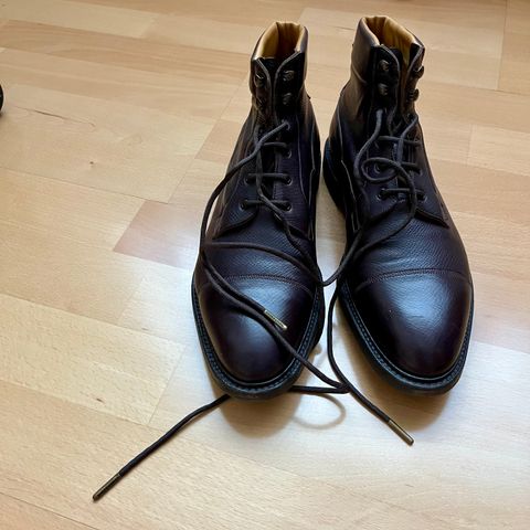 Edward Green Connemara in Tanneries Haas Dark Brown Utah
