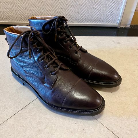 Edward Green Connemara in Haas Dark Brown Utah