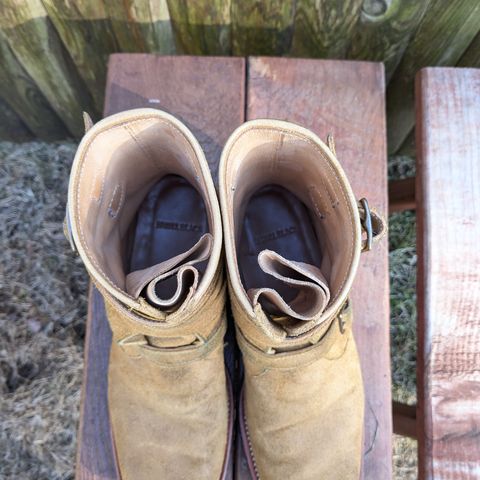 Briselblack The Hanker Tanker Boots in Indonesian Honey Waxed Flesh