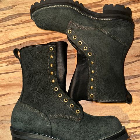 Viberg 155 Smokejumper Work Boot in Black Rough Out
