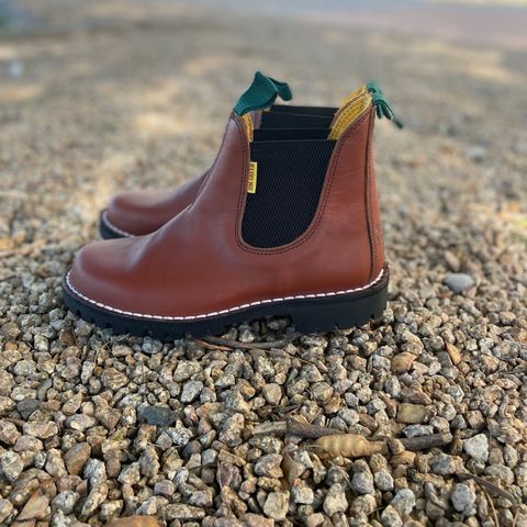 Jim Green Unlisted Model in Tan Full Grain