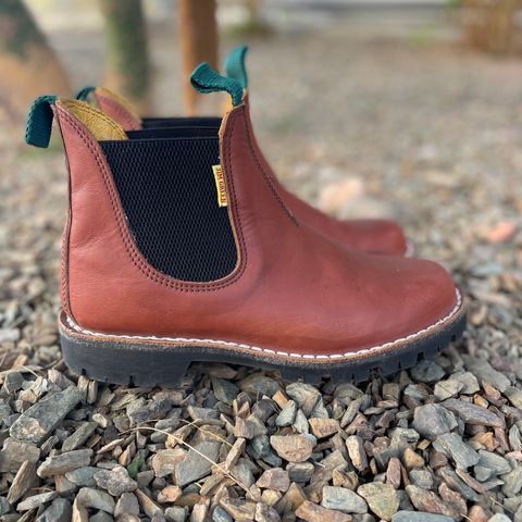 Jim Green Unlisted Model in Tan Full Grain