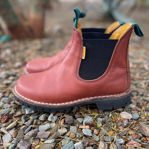 Jim Green Unlisted Model in Tan Full Grain