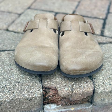 Birkenstock Boston in Tobacco Brown Oiled Leather