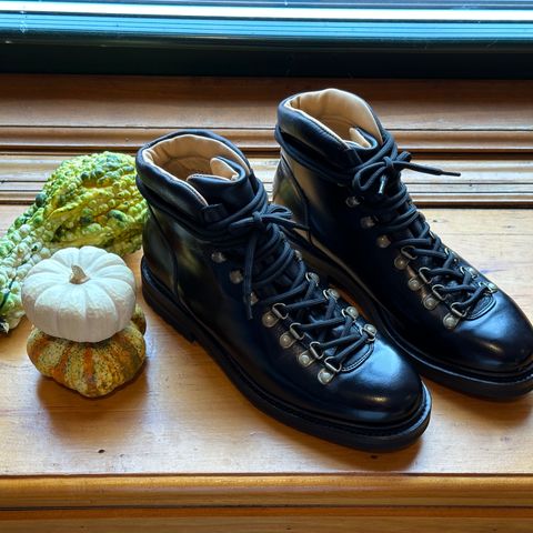 Meermin Hiking Boot in D'Annonay Black Calf