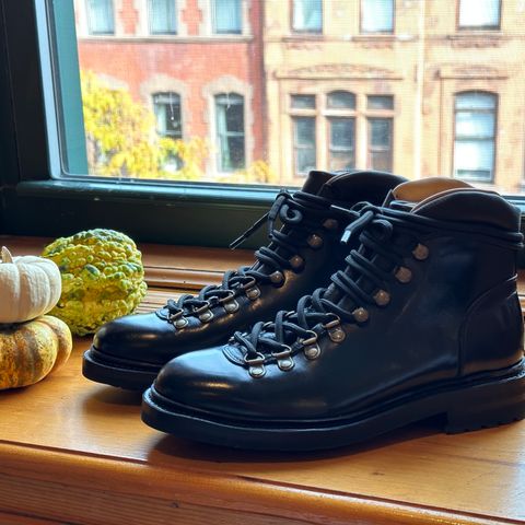 Meermin Hiking Boot in D'Annonay Black Calf