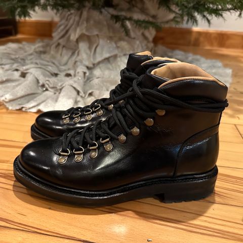 Meermin Hiking Boot in D'Annonay Black Calf