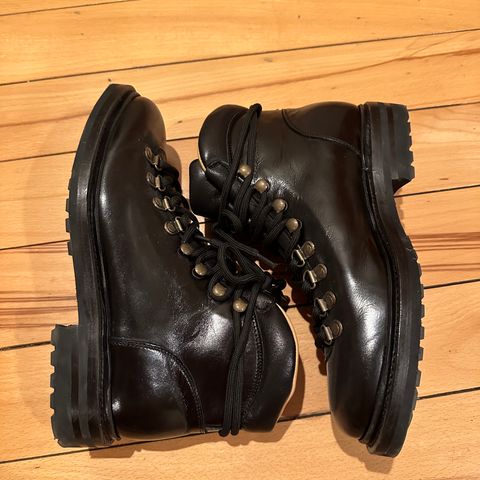 Meermin Hiking Boot in D'Annonay Black Calf