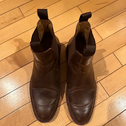 Meermin Chelsea Boot in Rust Waxy Calf