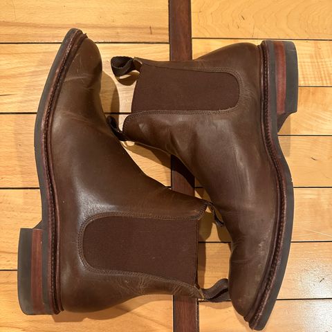Meermin Chelsea Boot in Rust Waxy Calf