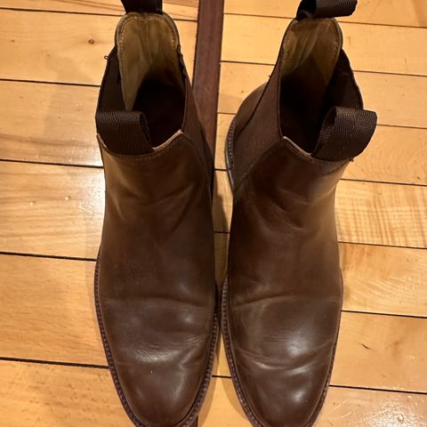 Meermin Chelsea Boot in Rust Waxy Calf