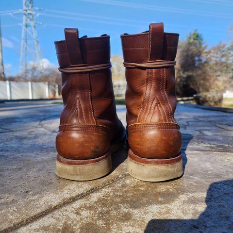 Nicks Traveler in Horween Orange Predator