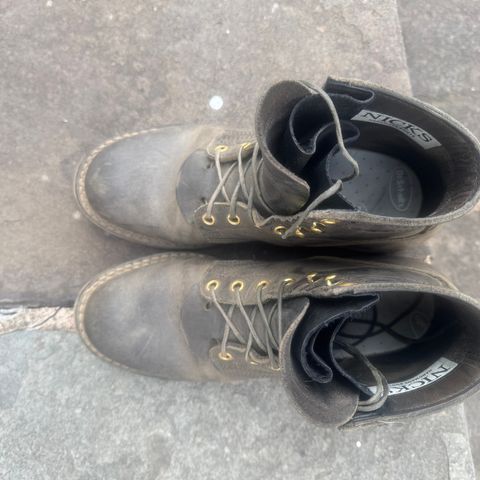 Nicks MTO in Horween Steel Predator