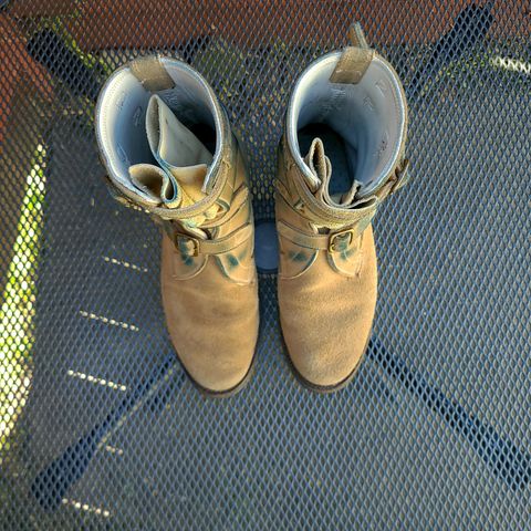 Dehner Tank Boot (Strap) in Tan Calfskin
