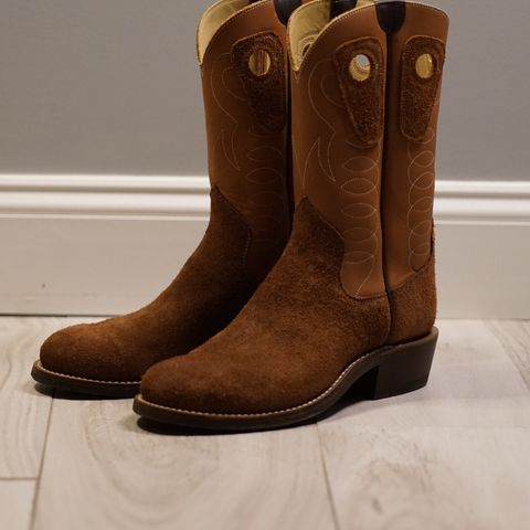 View photo of Beck Cowboy Boots Working Cowboy Custom in Seidel Brown Roughout