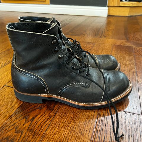 Red Wing Iron Ranger in S.B. Foot Charcoal Rough and Tough