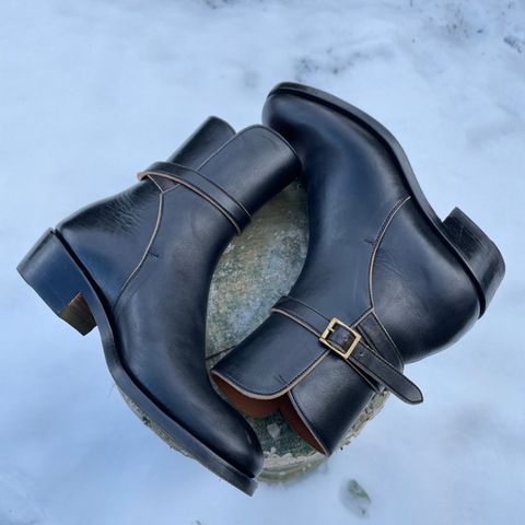 Benzein The Kai Jodhpur in Maryam Toscanello Horsebutt Overdyed Black