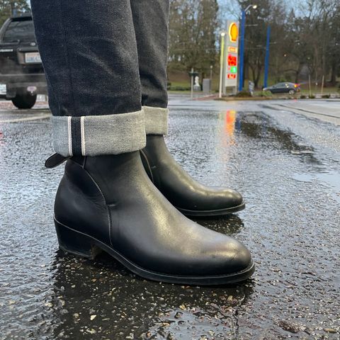 Benzein The Kai Jodhpur in Maryam Toscanello Horsebutt Overdyed Black