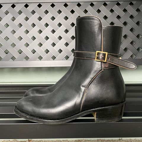 Benzein The Kai Jodhpur in Maryam Toscanello Horsebutt Overdyed Black