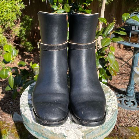 Benzein The Kai Jodhpur in Maryam Toscanello Horsebutt Overdyed Black