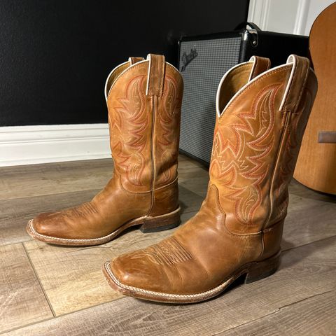 View photo of Justin AUSTIN 11" WESTERN BOOT in Unknown Material