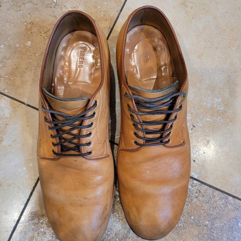Viberg Derby Shoe in Shinki Camel Latigo Horsehide