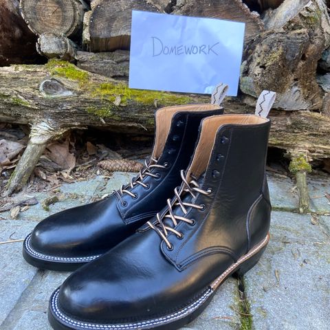 Unmarked DB Hunter in Horween Black Chromexcel
