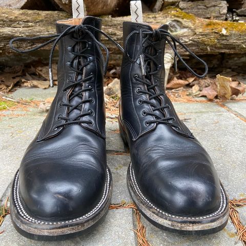 Unmarked DB Hunter in Horween Black Chromexcel