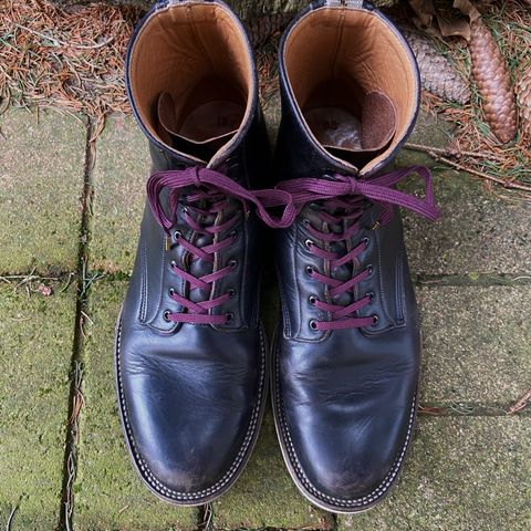 Unmarked DB Hunter in Horween Black Chromexcel
