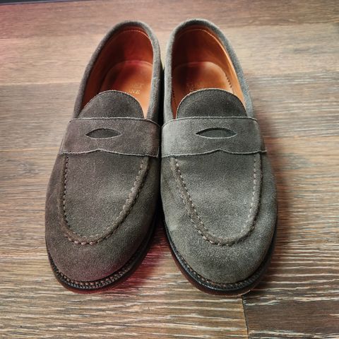 Grant Stone Traveler Penny in C.F. Stead Loden Janus Calf Suede